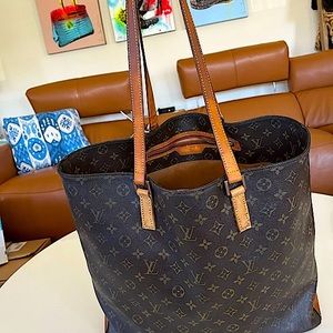 Louis Vuitton shoulder tote bag